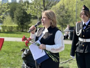 На фото депутат Совета депутатов, одна из инициаторов акции Наталья Леонова. Фото: Яна Губина, «Вечерняя Москва»