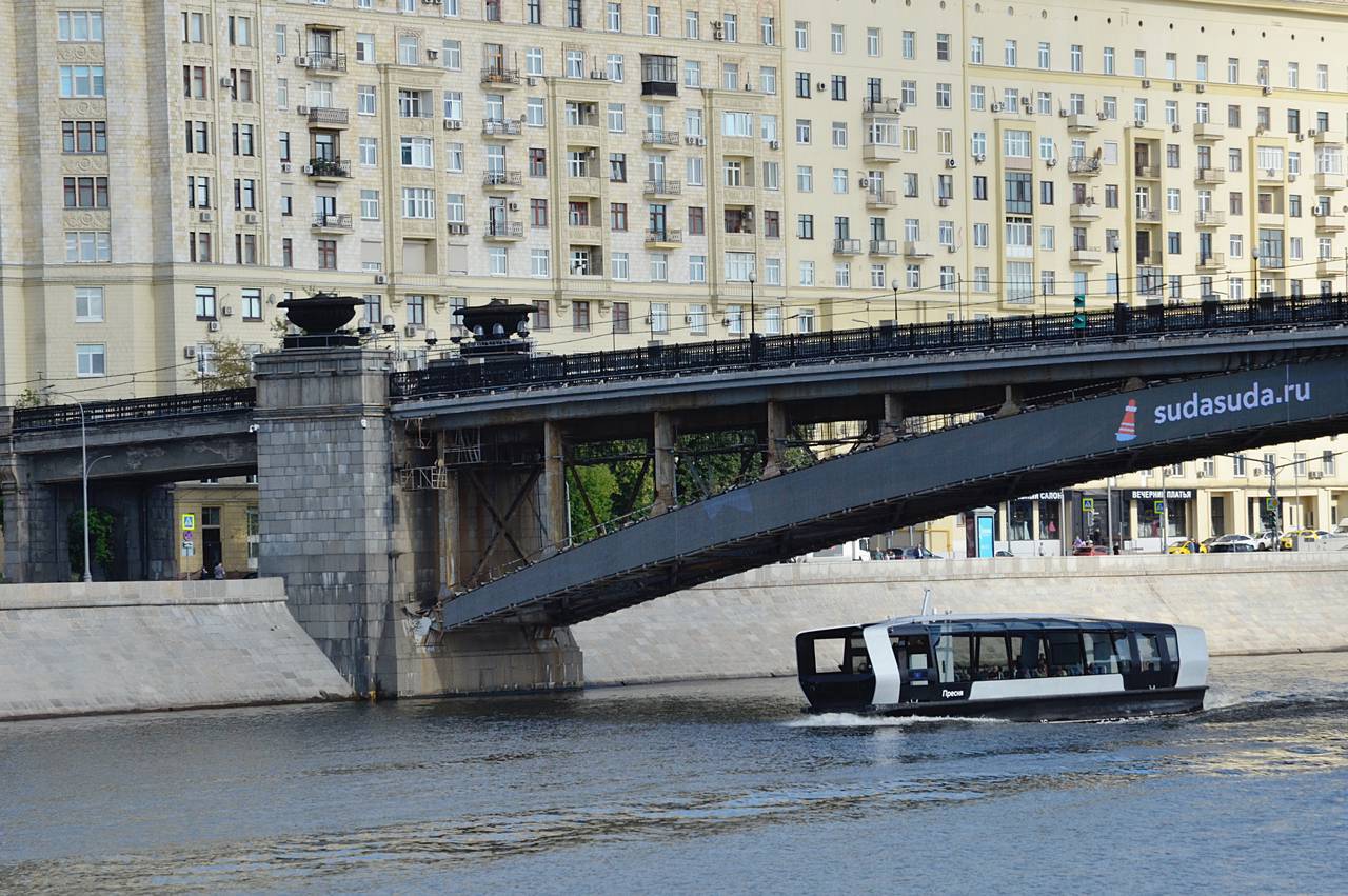Одним из наиболее популярных причалов среди пассажиров стал «ЗИЛ», расположенный в районе Даниловский и объединяющий сразу два маршрута речного транспорта. Фото: архив, «Вечерняя Москва»
