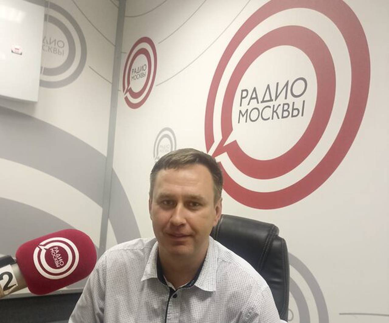 В прямом эфире программы «Горсовет» Радио Москвы подполковник полиции Вадим Шарыпов рассказал об изменениях миграционного законодательства
