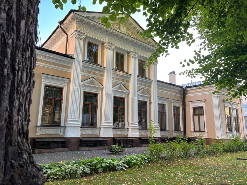 Исторические доходные дома показали на новой экскурсии портала «Узнай Москву»