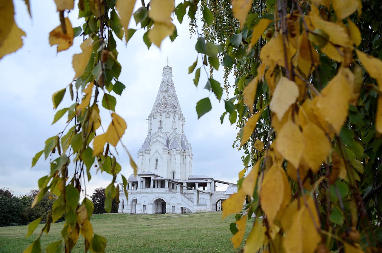 Столичные волонтеры помогают участникам СВО в военных госпиталях. Фото: Анна Быкова, «Вечерняя Москва»