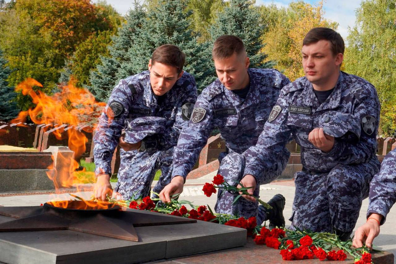 Защищая Москву сегодня, помним подвиг героев вчера: Росгвардейцы почтили память павших в Битве за Москву