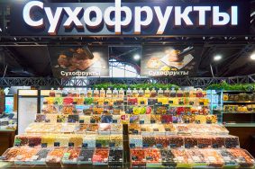 За прошедшее лето торговые шале выходного дня и межрегиональные площадки посетили 4 миллиона человек. Фото: медиабанк «Мосфото»