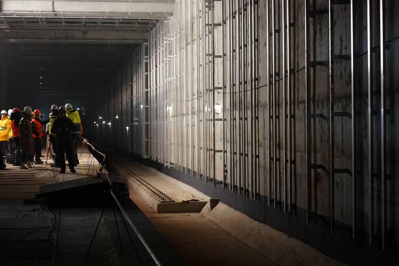 Чтобы не допустить рисков затопления и обрушения тоннеля, специалистами были проведены тщательные подготовительные работы. Фото: Анна Быкова, «Вечерняя Москва»