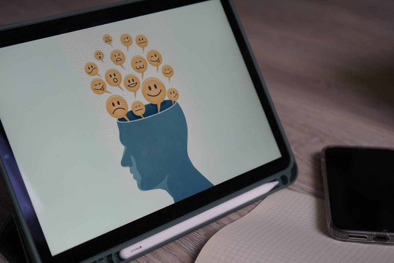 Московские школы совершенствуют систему психологической поддержки учеников. Анна Быкова, «Вечерняя Москва»