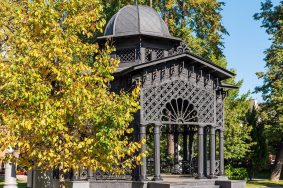 В саду «Эрмитаж» в воскресенье проведут экскурсию «История сада "Эрмитаж”». Фото: сайт мэра Москвы