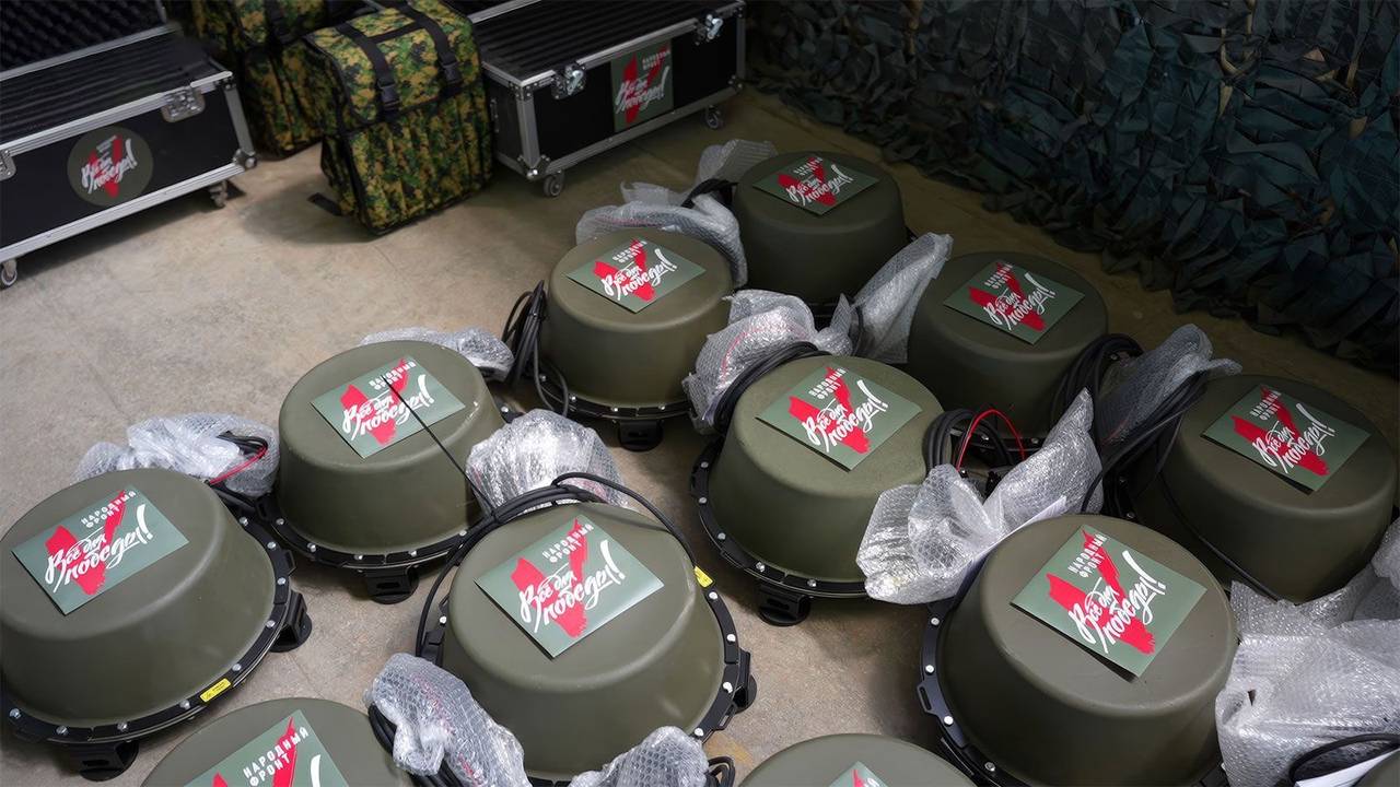 В качестве благодарности все участники благотворительной инициативы имеют возможность приобрести сувенир из лимитированной новогодней коллекции, используя скидку в 500 баллов. Фото: пресс-служба Комитета общественных связей и молодежной политики города Москвы