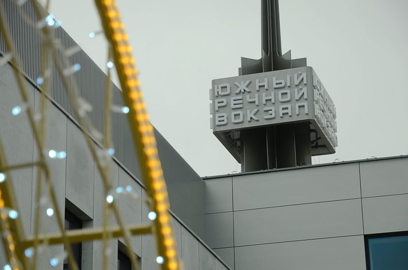 По словам организаторов, у каждого участника имеется свой личный стиль исполнения и голос, что делает каждое прослушивание уникальным. Фото: Анна Быкова, «Вечерняя Москва»