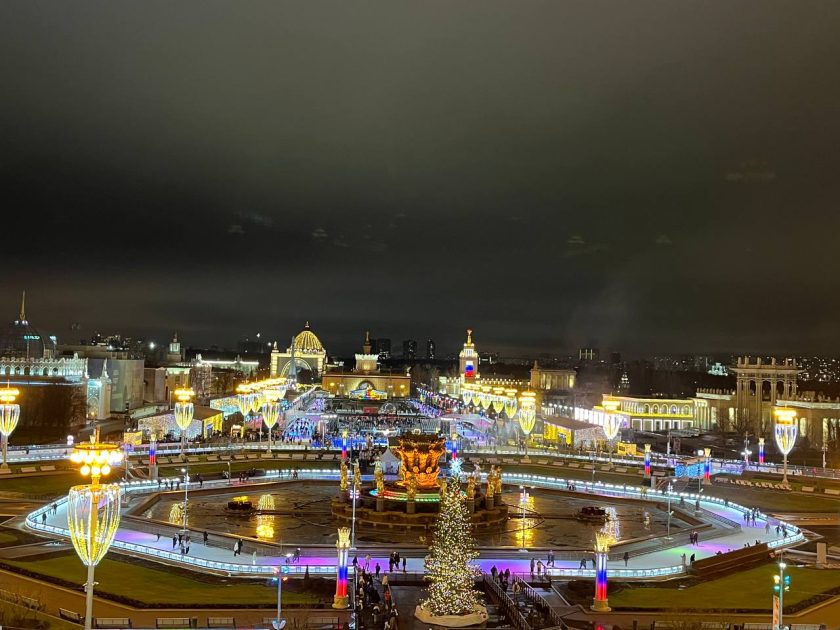 Он одновременно вмещает около 5 тысяч гостей. Фото: Геор Габараев