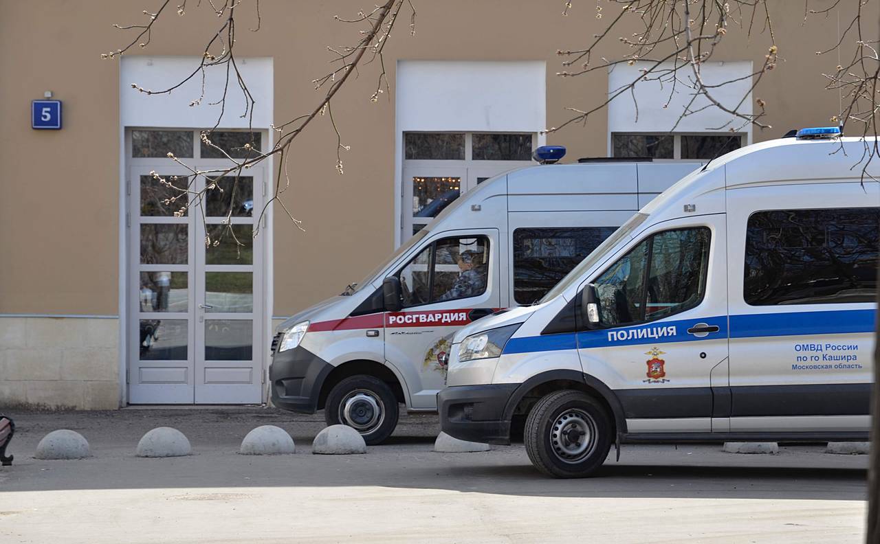 В Москве полицейские района Зябликово задержали пособника телефонных мошенников