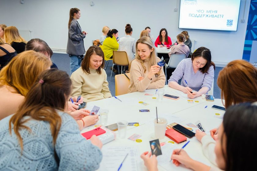 Представительниц прекрасного пола пригласили присоединиться к открытой гостиной под названием «Женское дело», в рамках которой женщины смогут ознакомиться с историями успеха предпринимательниц в развитии и масштабировании собственного бизнеса. Фото: пресс-служба Департамента труда и социальной защиты населения города Москвы