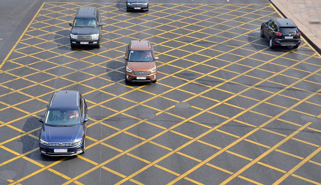 Беспилотные автомобили будут допущены на дороги России в 2028 году. Фото: Анна Быкова, «Вечерняя Москва»