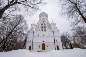 Во второй локации расположен Церковь Усекновения главы Иоанна Предтечи, который в царские времена был предназначен для посещения представителей дворянского рода и их приближенных. Фото: сайт мэра Москвы
