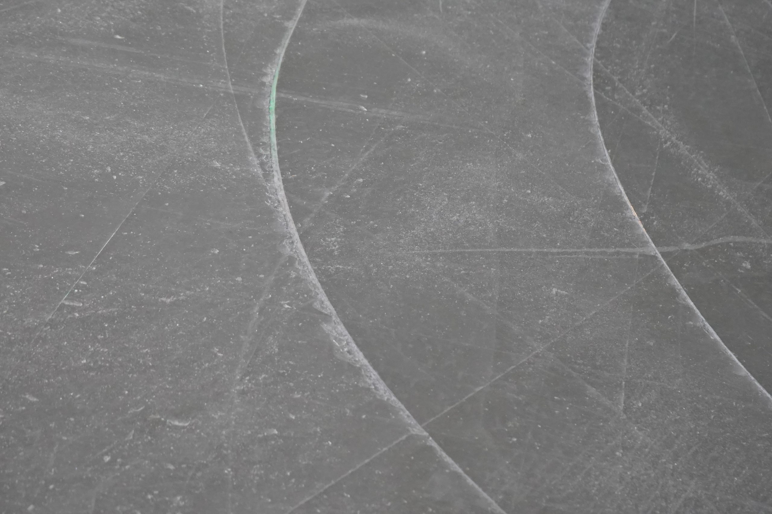 Кататься бесплатно: 25 ледовых площадок города ждут москвичей до конца зимы. Фото: Анна Быкова, «Вечерняя Москва»