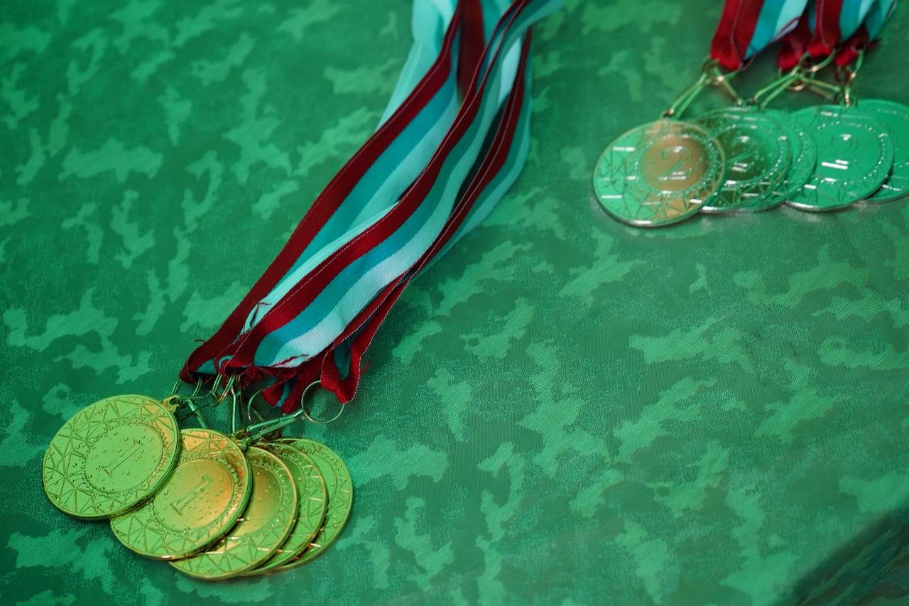 Чемпионат России по стрельбе в Ижевске завершился командными финалами в упражнении «пневматический пистолет, 10 м». Фото: Анна Быкова, «Вечерняя Москва»