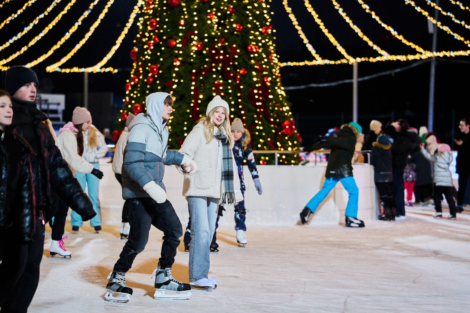 «Ночь на катке» предложили провести любителям активного отдыха на ледовых площадках в ЮАО