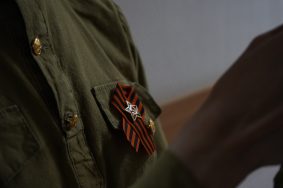 На занятиях детям расскажут историю возникновения праздника, познакомят с известными подвигами советских солдат, а также проведут чтение патриотической литературы. Фото: Анна Быкова, «Вечерняя Москва»