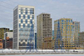 Постройка, общая площадь которой составила 22,8 тысячи квадратных метров, находится по адресу: Нагатинская пойма, участок №2. Фото: Анна Быкова, «Вечерняя Москва»