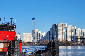 Гостям праздника также предложат угоститься бесплатными масляными блинами, вкусным чаем и московскими плюшками. Фото: Алина Моисеенко, «Вечерняя Москва»