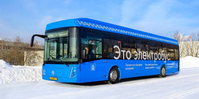 Автобусный рейс М89к, который связывает жилые массивы, учебные и медицинские учреждения, благоустроенные общественные пространства и три станции рельсового каркаса районов Бирюлево Восточное и Царицыно будет действовать только в будние дни.  Фото: пресс-служба ГУП «Мосгортранс»